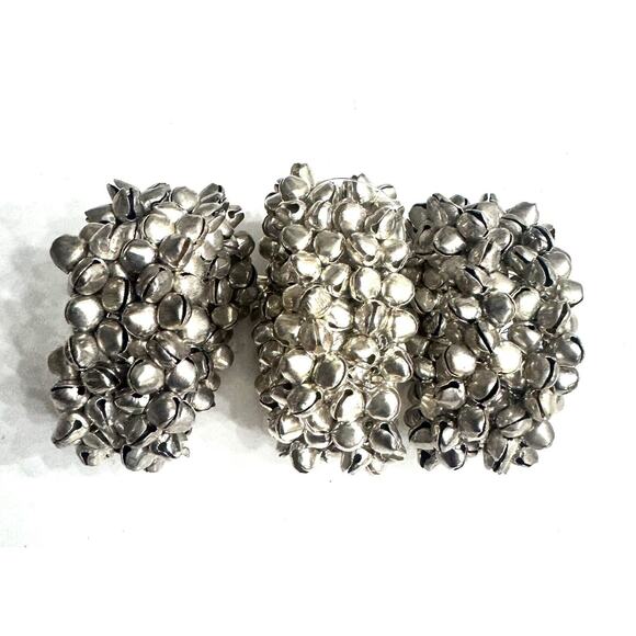 KIM SEYBERT SET OF 3 SILVER JINGLE BELLS NAPKIN RINGS NEIMAN MARCUS - Picture 1 of 3